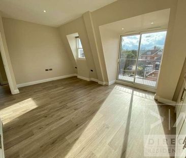 The Parade, Epsom, KT18 - Photo 5