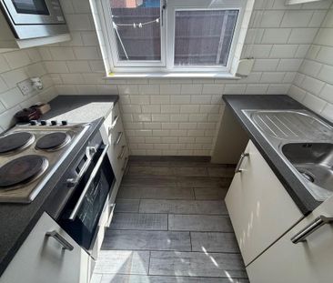 1 bedroom house to rent - Photo 2