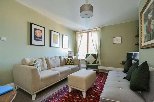 Belle Vue Terrace, Malvern, WR14 - Photo 1