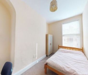 1 bed Mid Terraced House for Rent - Photo 4