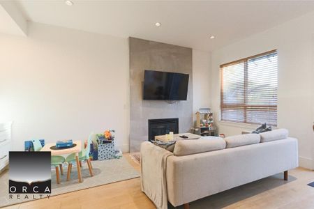 210 Furness St, New Westminster - Photo 4