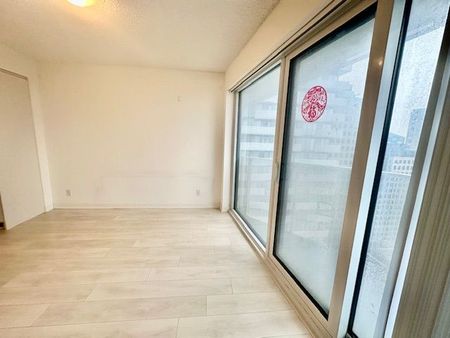 For Lease - 100 Harbour Street Unit# 2409, Toronto, Ontario - Photo 2