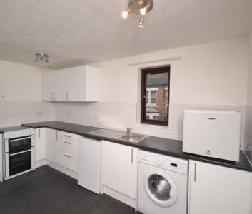 Grove Road, Castle Gardens, Lenton, Nottingham, NG7 - Photo 4