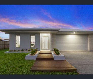 1 Master Circuit, Trinity Beach, Qld 4879 - Photo 1