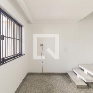 Casa para alugar com 130m², 3 quartos e 2 vagas - Foto 1