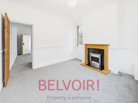 2 bedroom end of terrace house to rent - Photo 2