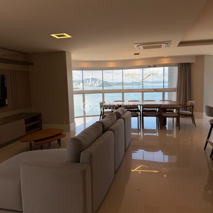 Apartamento com 4 quartos e 237m² para alugar em Centro, Balneário Camboriú. - Photo 1
