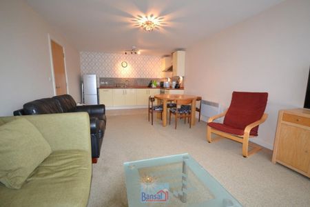 2 bedroom flat to rent - Photo 3