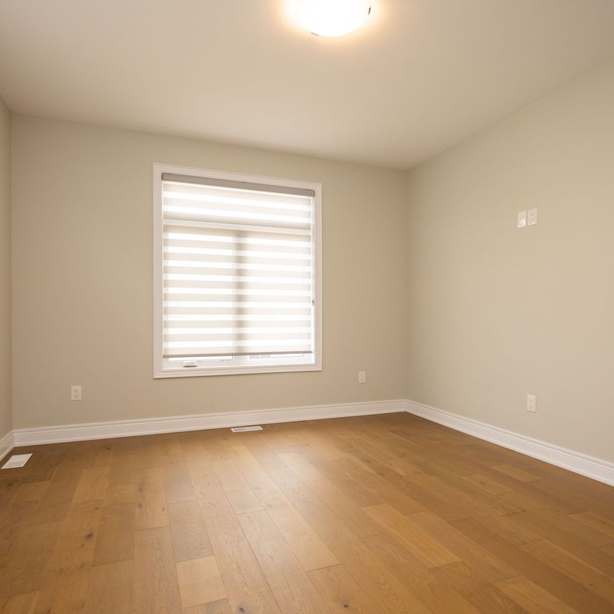 For Lease - 3580 Canfield Crescent, Fort Erie, Ontario - Photo 1