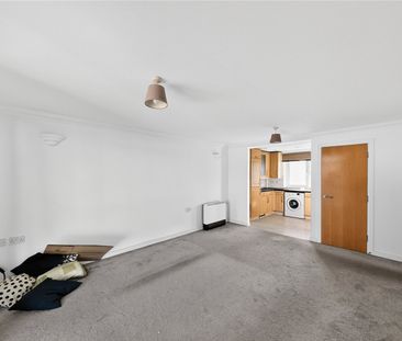 Jupp Road, London, E15 1LF - Photo 1