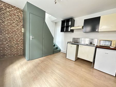 Location Appartement 1 pièce 20m² LILLE 59000 - Photo 2
