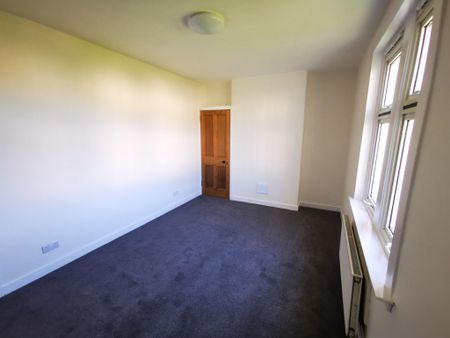 14 Gannochie Terrace, Craigie, Dundee - Photo 2