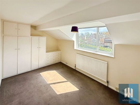 Far View Bank, Almondbury, Huddersfield, HD5 - Photo 1