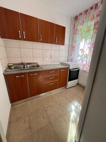 Aparatorii patriei etaj 3 turnu magurele - Photo 3