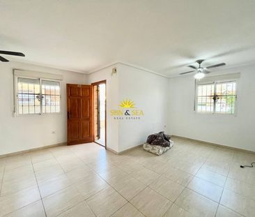 3 BEDROOM TOWNHOUSE - ROJALES - Photo 3