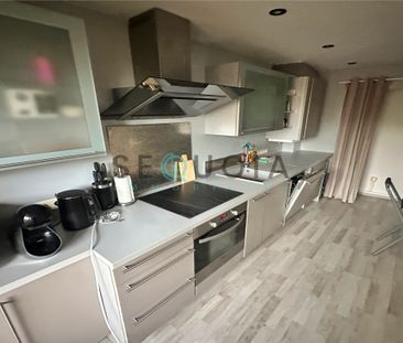 Location Appartement 2 pièces 49m² ANTIBES 06160 - Photo 4