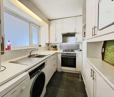 Blenheim Court, New Church Road, Hove, BN3 - Photo 2