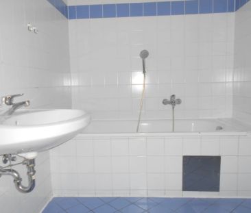 CITY PARK sonnige, sanierte 2ZI mit Allgemeingarten - Photo 3