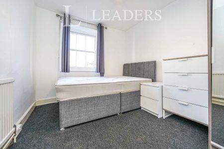 1 bedroom room to rent Rodney Road, GL50 - Photo 3