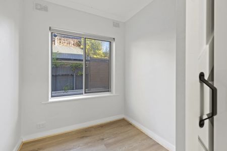 Unit 1/16 Russell Street East, Rosewater. - Photo 4