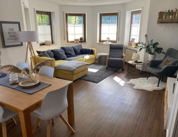 2-Zimmerwohung mit Terrasse und Garage, ca. 60 qm² in Reimlingen - Photo 1