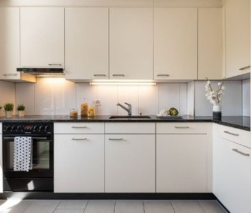 4.5 Zimmer, 95 m², 2. Stock - Foto 1