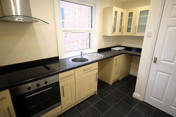 1 bedroom flat to rent - Photo 1