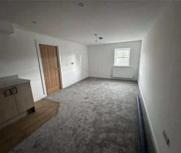 Holborn Place, Bulwell, Nottingham, Nottinghamshire, NG6 - Photo 1