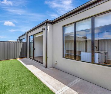 18 Chamomile Road, Kalkallo VIC 3064 - House For Rent | Domain - Photo 6