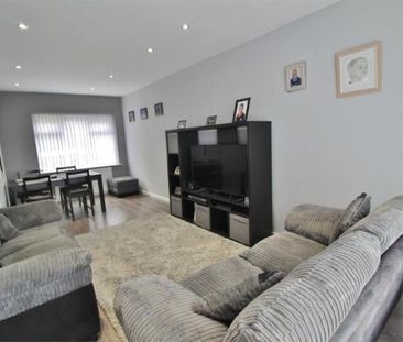 3 Bed Semi-Detached House, Fort Hill Road, S9 - Photo 2