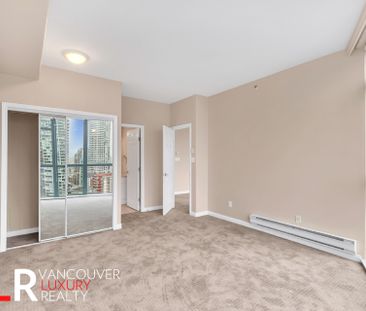 Condo in Downtown Vancouver, BC - Photo 6