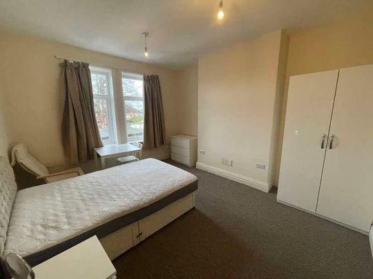 High Street, Starbeck, Harrogate, HG2 - Photo 1