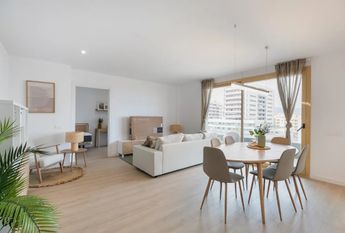 Carrer de Pi i Margall, Badalona, Catalonia 08912