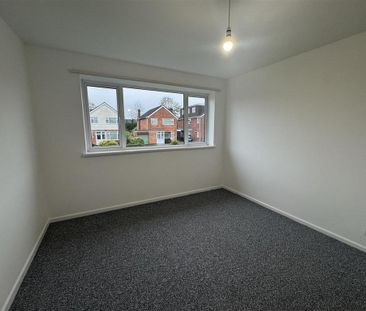 3 bedroom semi-detached house to rent - Photo 6