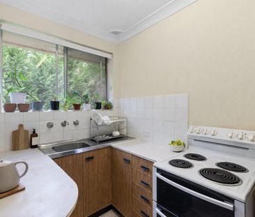 Well Accommodated Apartment in Convenient Location - Photo 3