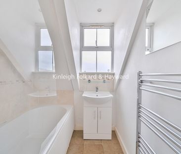 Market Place, London, N2 - Photo 5