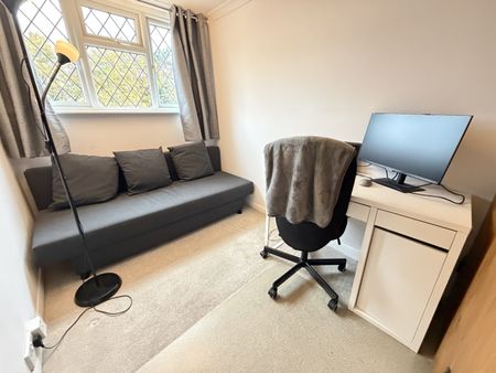 Church Street, Rugby, Clifton Upon Dunsmore - Photo 5