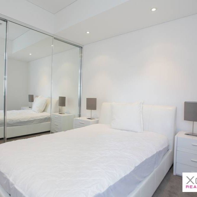 Contemporary Living in the Heart of Perth - Photo 1