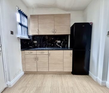 Cowper Mount, Leeds - Photo 2
