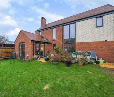 3 bedroom detached house to rent - Photo 5