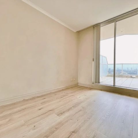 1 bed 1 bath - Photo 1