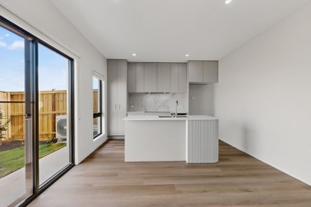 4 Richmore Road, Wyndham Vale VIC 3024 - House For Rent | Domain - Photo 5