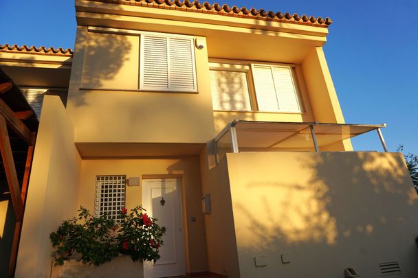 Bungalow in Jávea, for rent - Photo 1