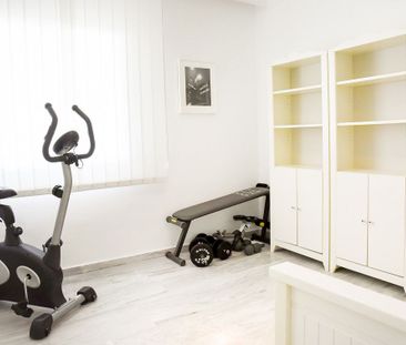 Penthouse in Guadalmina Baja - Photo 4