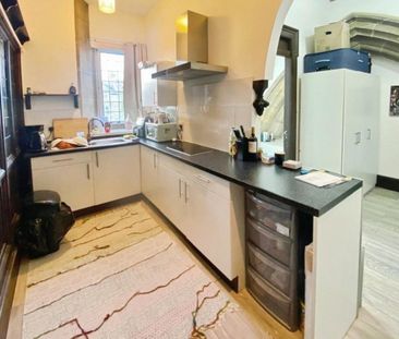 1 bedroom Flat To Let Total Size: 571 SQ FT - Photo 2