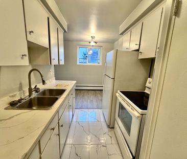 For Lease - 4-323 Gibb Street, Oshawa, Ontario - Photo 6