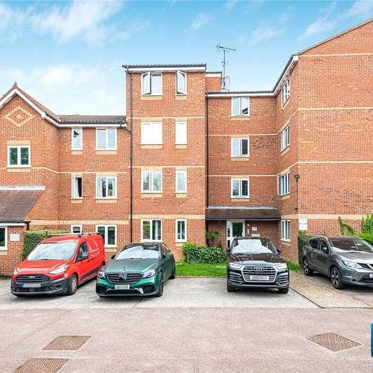 Blackdown Close, East Finchley, London, N2 - Photo 1