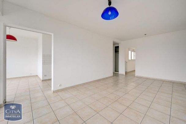 Location Appartement 4 pièces 81m² MARTIGUES 13500 - Photo 1