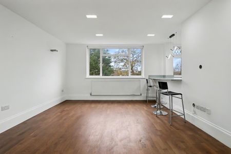 5 bedroom flat to rent - Photo 2