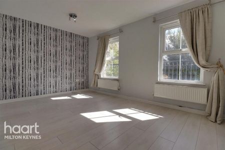 4 bedroom terraced house to rent - Photo 2